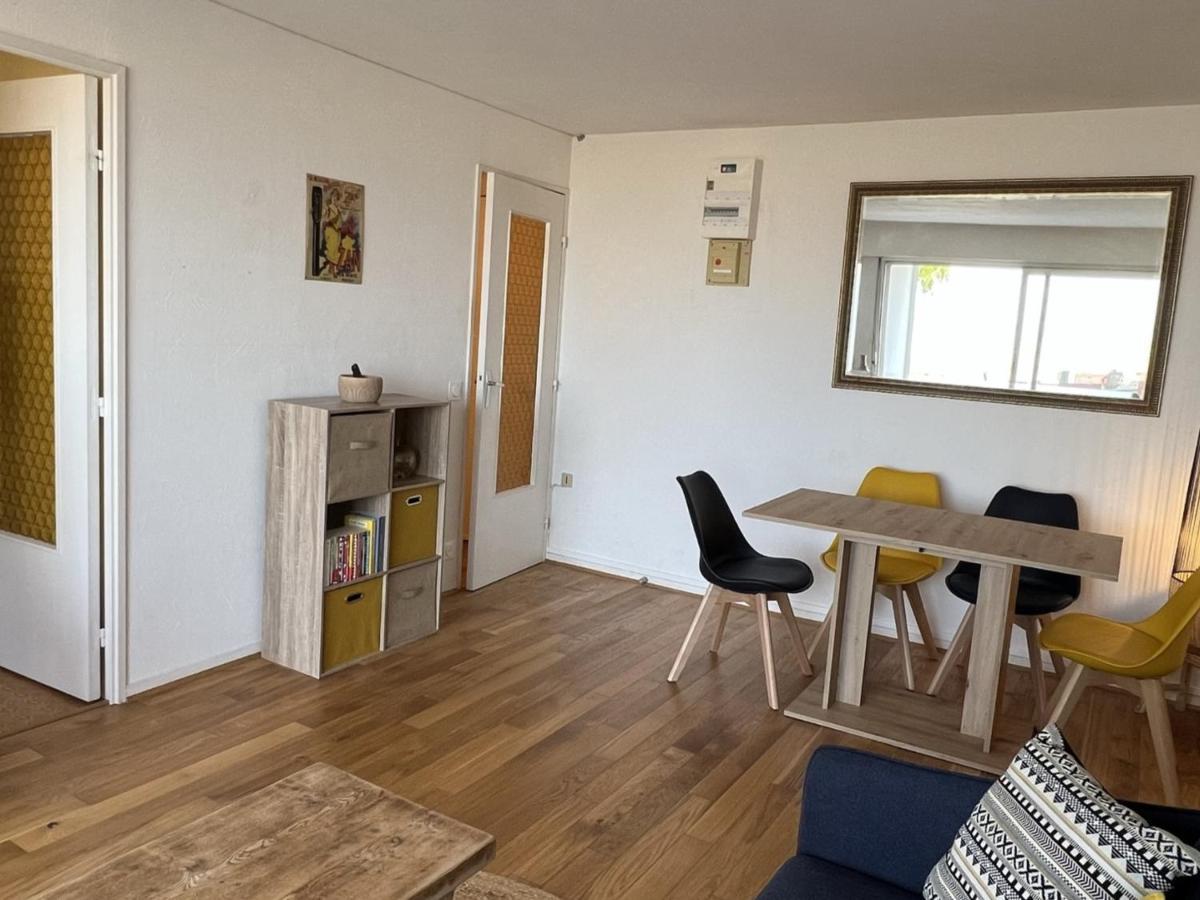 Appartement 2P, Rez-De-Jardin, Acces Plage, Animaux Ok, Parking, Internet Inclus - Fr-1-487-355 Cabourg Bagian luar foto